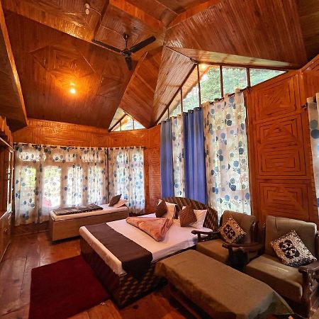 Hotel Anupam By Mid Orchard, Касоль Экстерьер фото